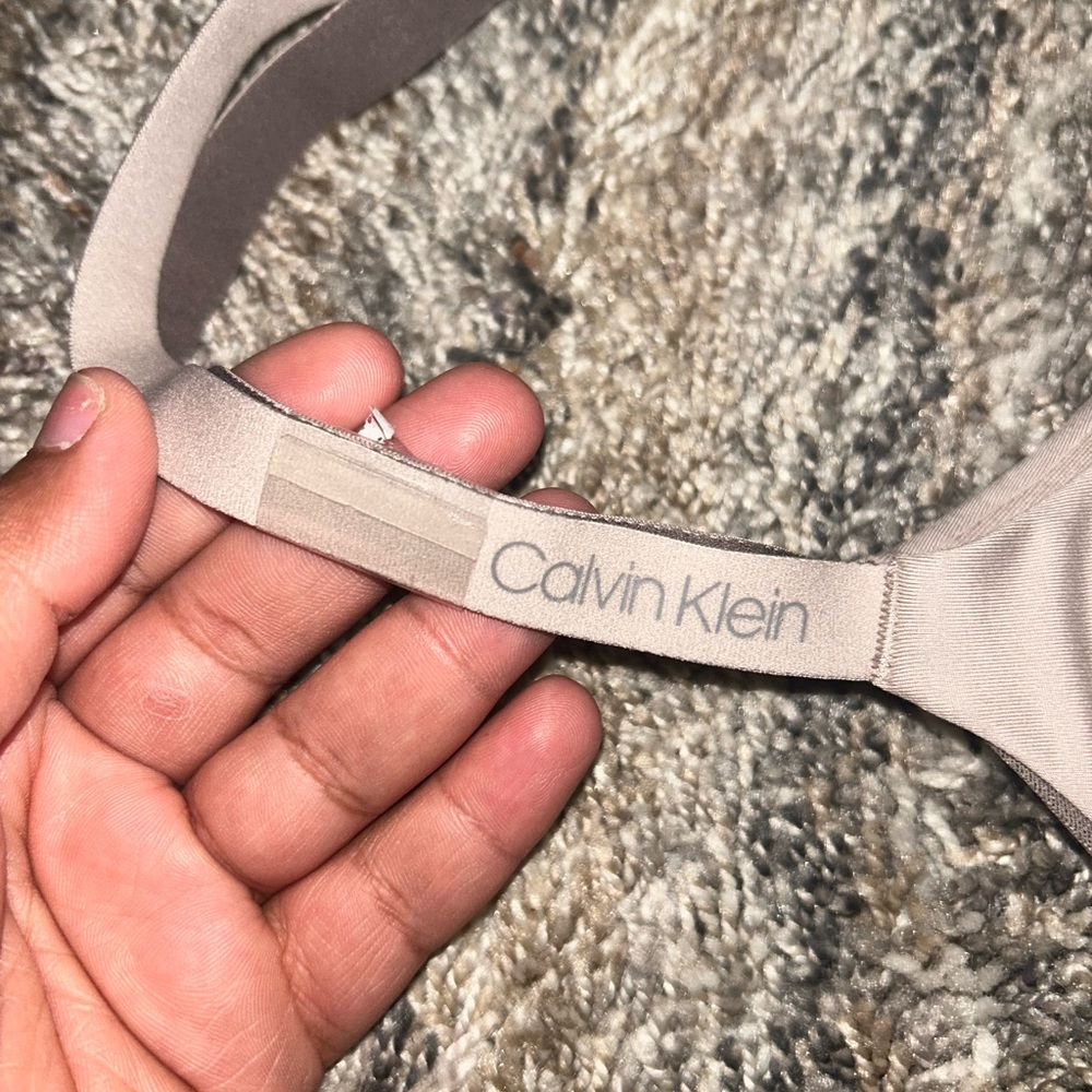 ONE Calvin Klein bra - Picture 4 of 4
